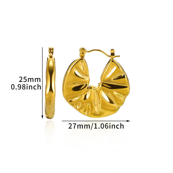 Women's Stainless Steel Heartshaped Golden Exaggerated Stud Earrings With Petals Textured And Electroplating Design