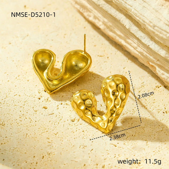 Women's Stainless Steel Love Series Peach Heart Earrings With Electroplating Design