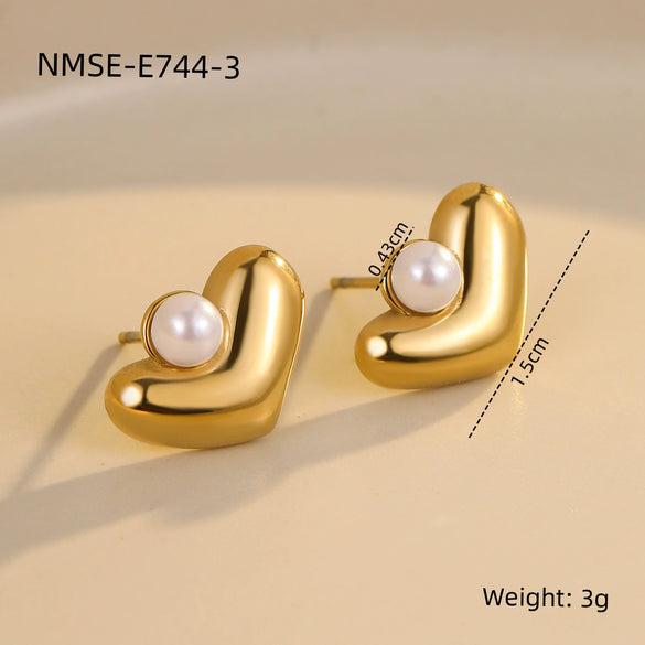 Women's Stainless Steel Love Series Peach Heart Earrings With Electroplating Design