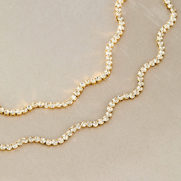Women's Stainless Steel Necklace And Bracelet Set With Full Diamond Wave Design And Geometric Plated Jewelry