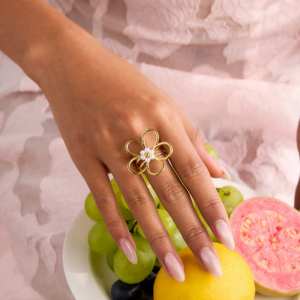 Women's Stainless Steel Pearl Geometric Ring With Electroplating And Minimalist Design