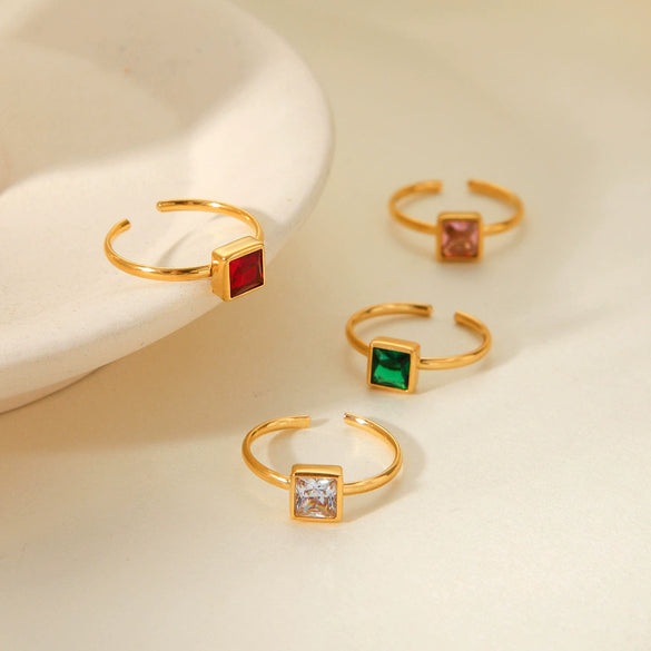 Women's Stainless Steel Ring With Geometric Pattern Inlaid Square Zircon 18K Gold Plated