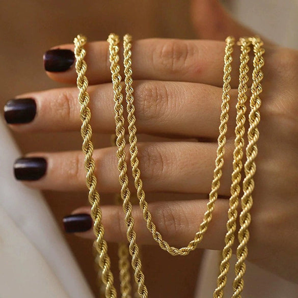 Women's Stainless Steel Twist Chain Geometric Electroplated Necklace