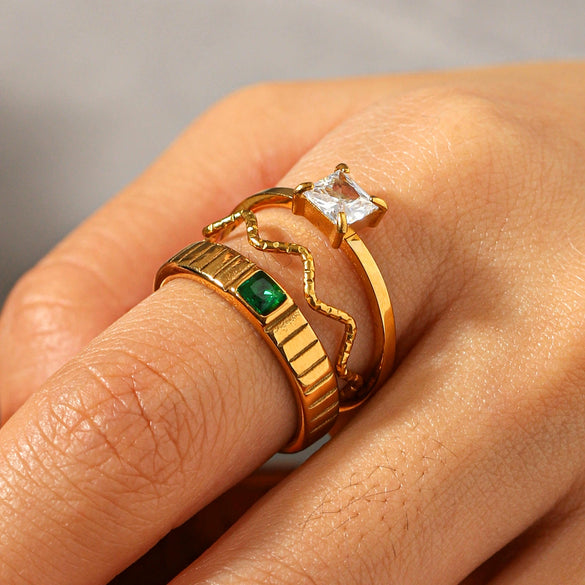 Women's Stainless Steel Zircon Wave Ring With Geometric Shape Electroplated Gold Finish Fashion Jewelry