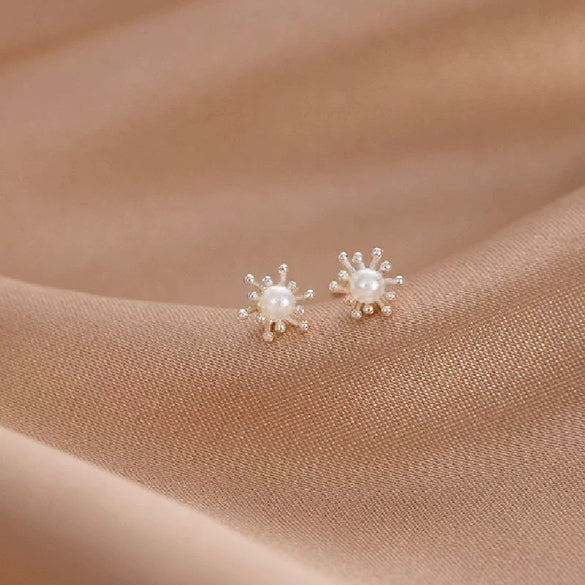 Women's Sterling Silver Geometric Flower Earrings With Pearl Detail And Electroplated Finish Minimalist Mini Jewelry