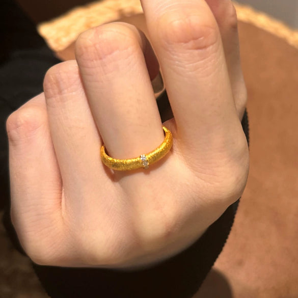 Women's 925 Sterling Silver Geometric Ring With Wiredrawing And Electroplating Craft And Microinlaid Zircon