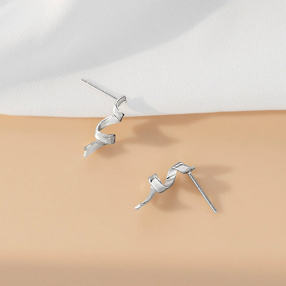 Women's Sterling Silver Gold Plated Geometric Ribbon Earrings With Elegant Light Luxury Design