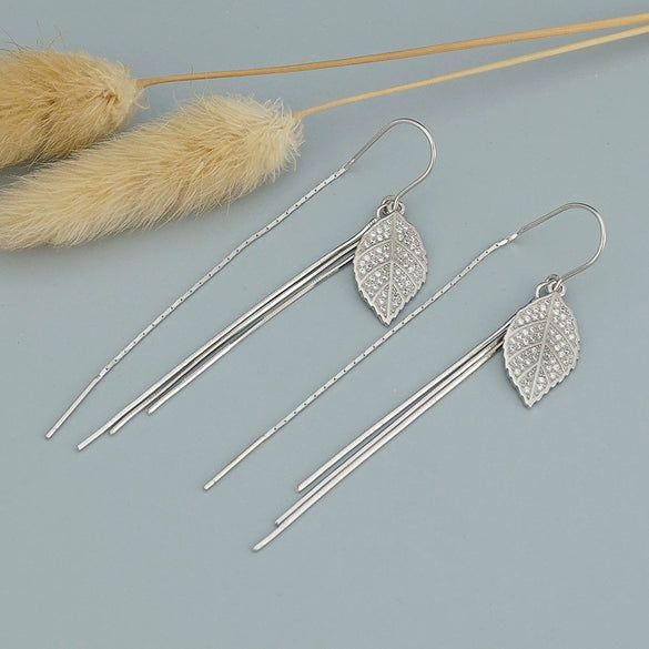 Women's 925 Sterling Silver Leaf Long Tassel Earrings Elegant Polished Dangle Earrings With Trendy Floral Inspired Design