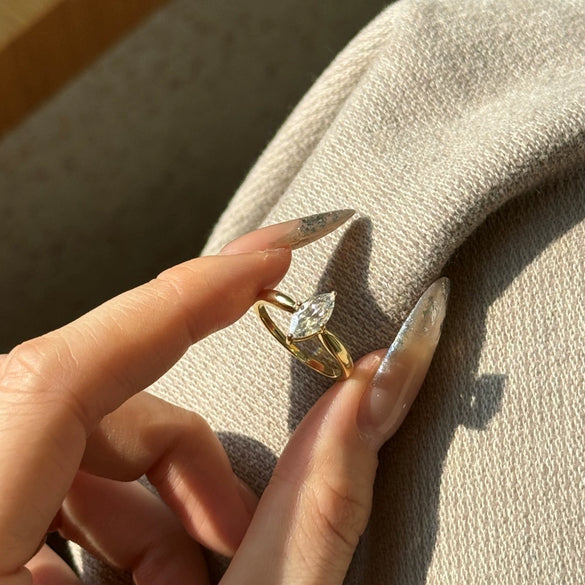 Women's 925 Sterling Silver Light Luxury Geometric Overlapping Ring With Horse Eye Stone Diamond Zircon Electroplating