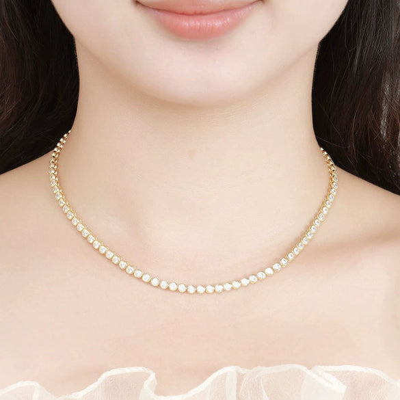 Women's Sterling Silver Moissanite Necklace With Geometric Pattern And Diamond Design