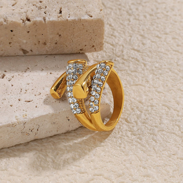 Women's Stylish Asymmetrical Geometric Inlaid Rhinestone 316L Stainless Steel Ring With Electroplating