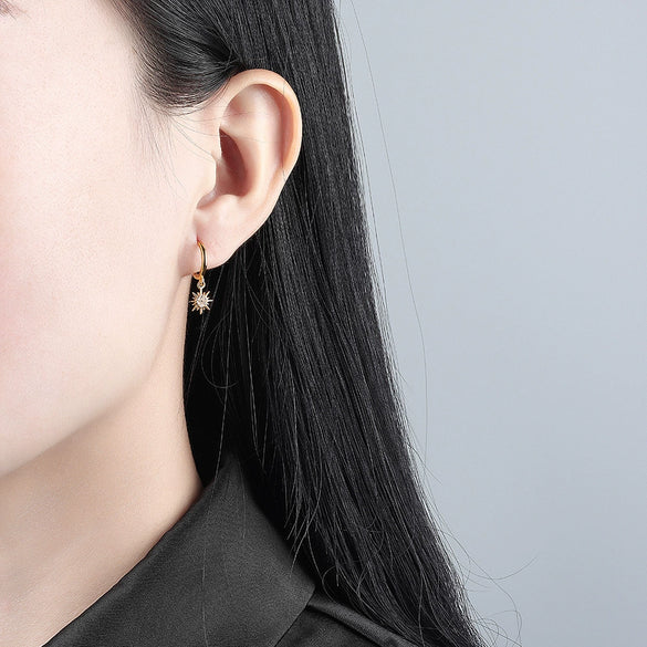Women's Sunflower Zircon Inlaid Earrings In S925 Sterling Silver With Electroplated Geometric Fashion Design