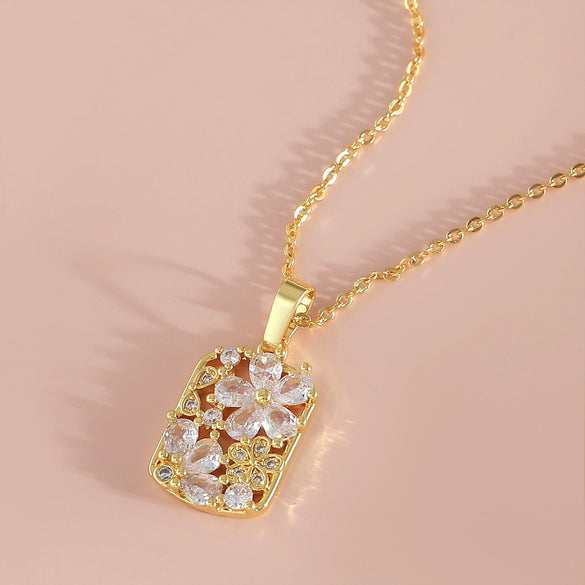 Women's Sweet Copper Flower Geometric Square Pendant Necklace With O Word Chain And Electroplating