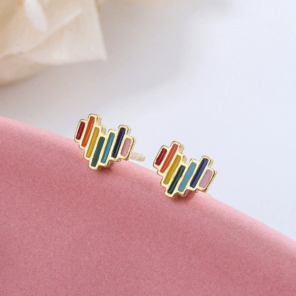 Women's Sweet Heart Shaped Earrings With Silver Needle And Copper Electroplated Rainbow Heart Geometric Design
