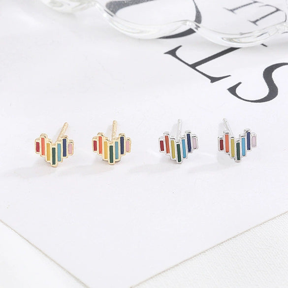 Women's Sweet Heart Shaped Earrings With Silver Needle And Copper Electroplated Rainbow Heart Geometric Design