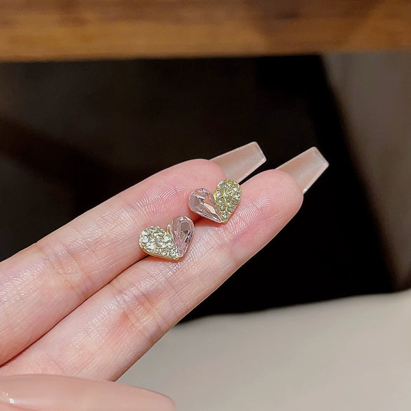 Women's Sweet Style Alloy Heart Pattern Diamond Design Earrings