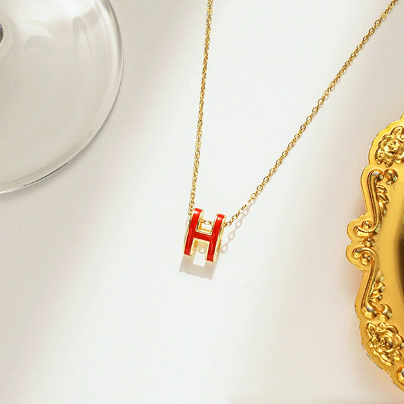 Women's Titanium Steel And Copper H Letter Pendant Necklace With Cross Chain And Electroplating Process