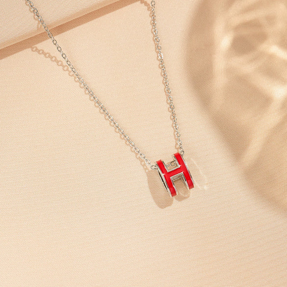 Women's Titanium Steel And Copper H Letter Pendant Necklace With Cross Chain And Electroplating Process
