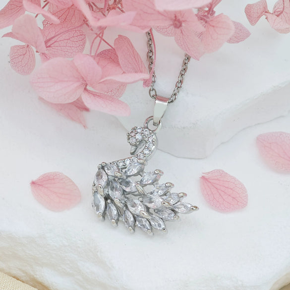 Women's Titanium Steel And Copper Necklace With Swan Design And Real Gold Plating
