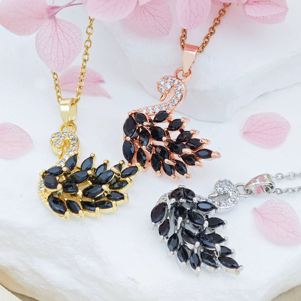 Women's Titanium Steel And Copper Necklace With Swan Design And Real Gold Plating