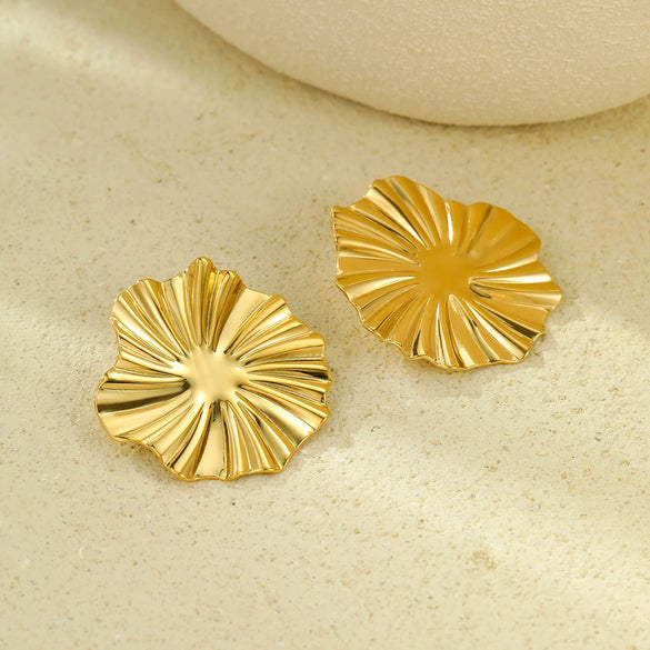 Women's Titanium Steel And 18K Gold Geometric Asymmetrical Striped Vintage Electroplated Earrings