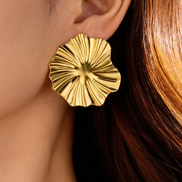 Women's Titanium Steel And 18K Gold Geometric Asymmetrical Striped Vintage Electroplated Earrings