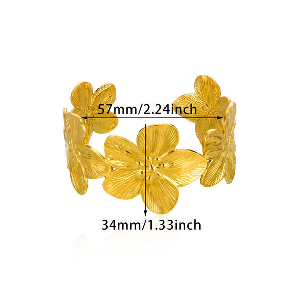 Women's Titanium Steel And Stainless Steel Little Fresh Plants Flowers Vintage Bracelet With Electroplating