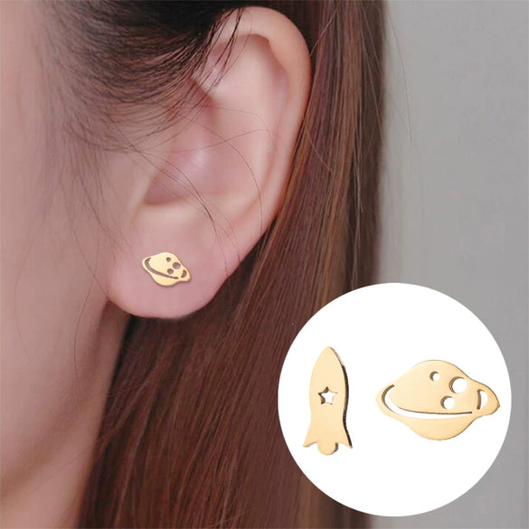Women's Titanium Steel Asymmetric Spaceship Cartoon Earrings With Electroplated Finish Wholesale Fashion Jewelry