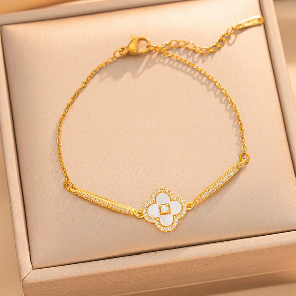 Women's Titanium Steel Bracelet With Zircon Shell Four Leaf Flower Design And Vacuum Plated Finish