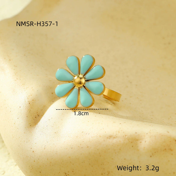 Women's Titanium Steel Daisy Flower Ring Light Luxury Style Electroplating Nonfading