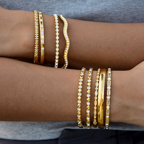 Women's Titanium Steel Geometric Bracelet With Rhinestone Clasp Electroplated Stainless Steel Non Fading Light Luxury Jewelry