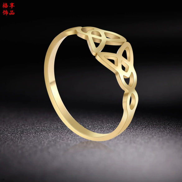 Women's Titanium Steel Geometric Flower Triangle Tassel Ring With Polished Natural Style Design