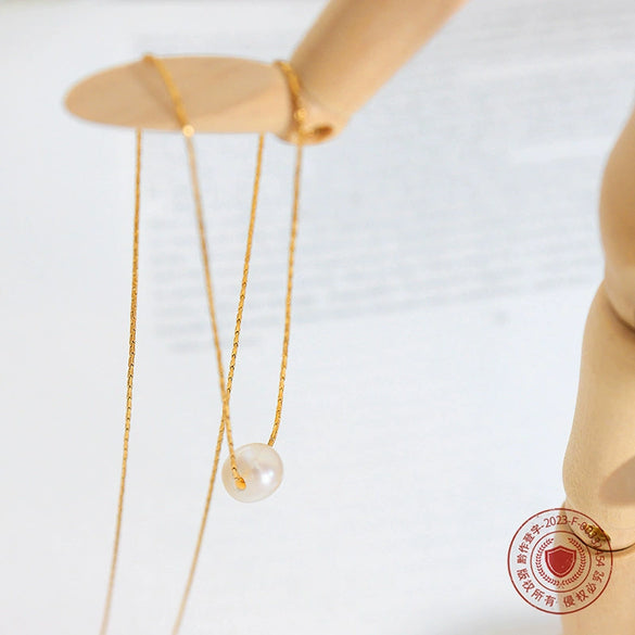 Women's Titanium Steel Geometric Pendant Necklace With Freshwater Pearl And Electroplated Finish Simple Natural Style