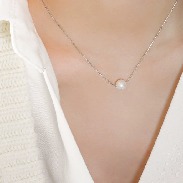 Women's Titanium Steel Geometric Pendant Necklace With Freshwater Pearl And Electroplated Finish Simple Natural Style