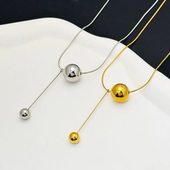 Women's Titanium Steel Geometric Pendant Necklace With Snake Bone Chain Electroplated Fashion Collarbone Jewelry
