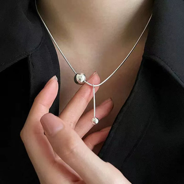 Women's Titanium Steel Geometric Pendant Necklace With Snake Bone Chain Electroplated Fashion Collarbone Jewelry