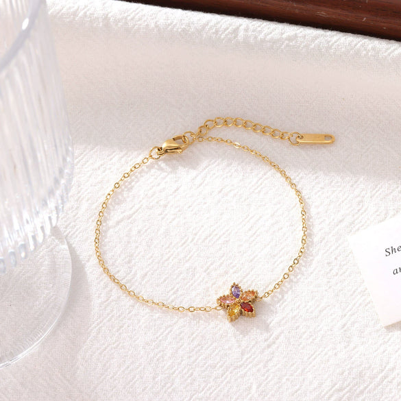 Women's Titanium Steel Gold Plated Geometric Flower Bracelet With Electroplating Simple Style