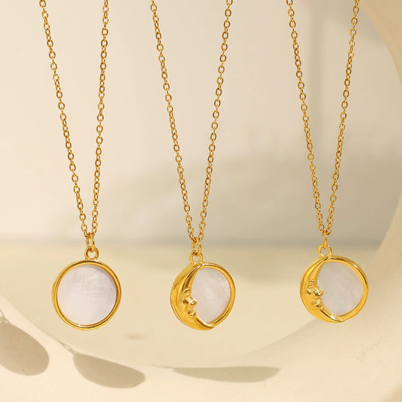 Women's 316L Stainless Steel Necklace With Natural White Fritillaria Star Moon Round Pendant And Electroplating Design