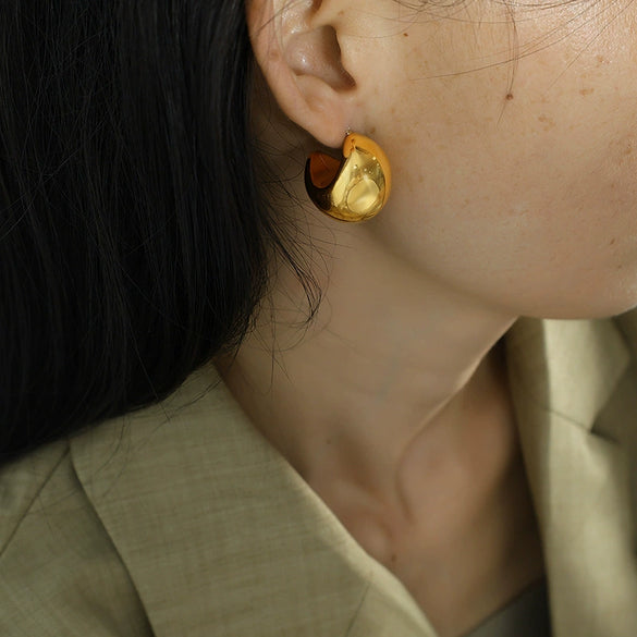 Women's 316L Stainless Steel Semicircle Fat Moon Beanie Earrings With Metallic Glossy Hollow Design And Electroplating