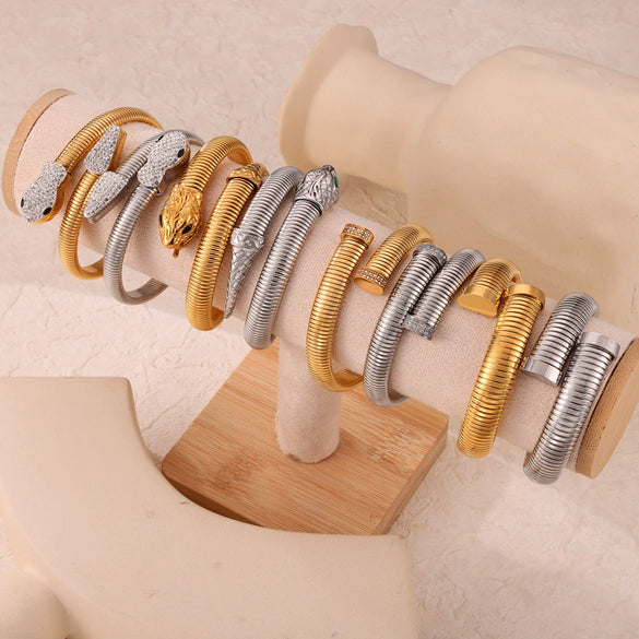 Women's Titanium Steel Snake Head Tail Geometric Fashion Electroplated Zircon Jewelry Stretch Bracelet