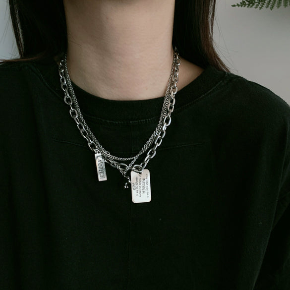 Women's Titanium Steel Stitching Design Specialshaped Baroque Pearl Necklace With Polishing Process And Bow Pattern