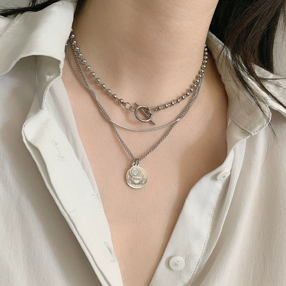 Women's Titanium Steel Stitching Design Specialshaped Baroque Pearl Necklace With Polishing Process And Bow Pattern