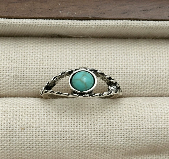 Women's Turquoise Inlaid Alloy Ring Set With Feather Details And Carved Flower Geometric Design Polished Finish