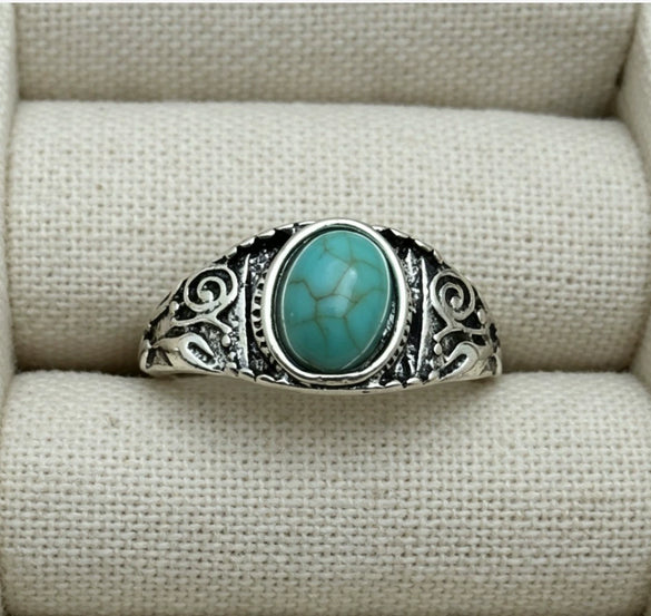Women's Turquoise Inlaid Alloy Ring Set With Feather Details And Carved Flower Geometric Design Polished Finish