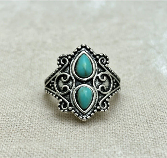 Women's Turquoise Inlaid Alloy Ring Set With Feather Details And Carved Flower Geometric Design Polished Finish