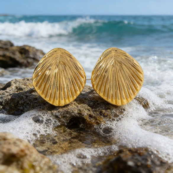 Women's Vacation Style Stainless Steel Shell Stud Earrings Geometric Shape With Stamped Hydraulic Finish