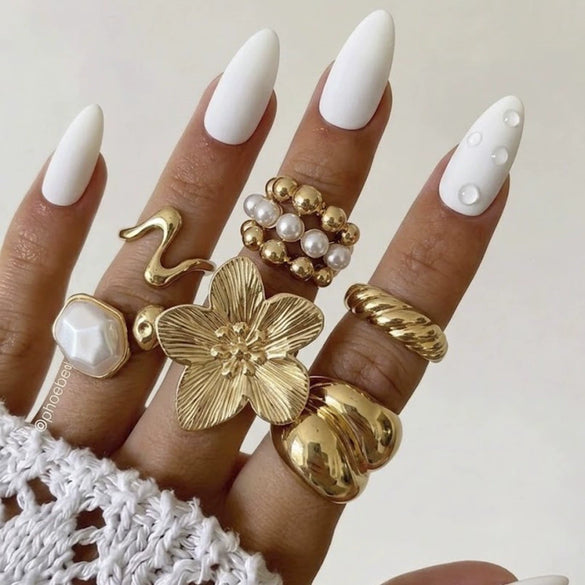 Women's Vintage Floral Irregular Open Ring Set Polished Alloy Stackable Rings With Electroplated Finish