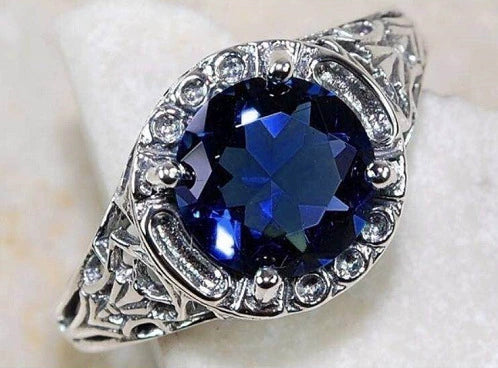 Women's Vintage Flower Ring With Topaz And Zircon Inlay Electroplated Metal Geometric Simple Jewelry For Engagement And Banquet