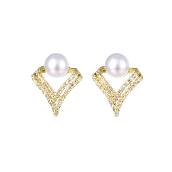 Women's Vintage Flower Zircon Earrings With Pearl Accent Electroplated Metal Exquisite Fashion Jewelry
