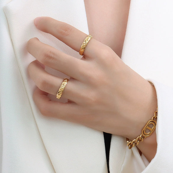 Women's Vintage French Style Geometric 316L Stainless Steel Ring With Electroplating